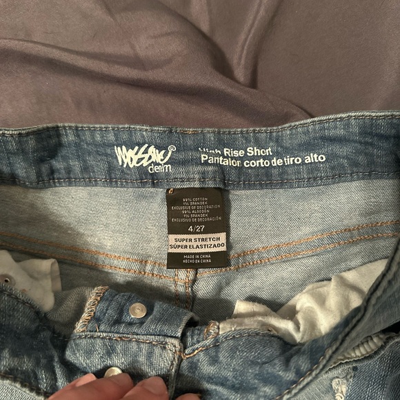 Mossimo Supply Co. Light Blue Distressed Denim Shorts with Lace Trim - Picture 2 of 4